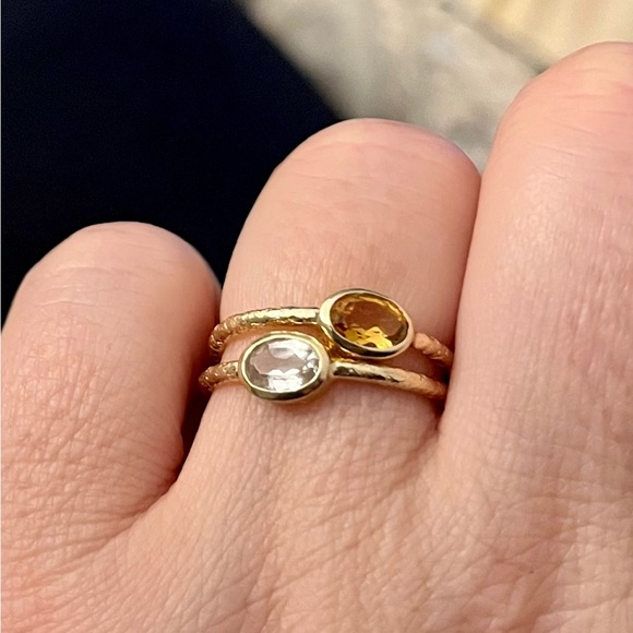 14k Solid Gold Golden Topaz Hammered Bezel Stacking Ring - Picture 6 of 7